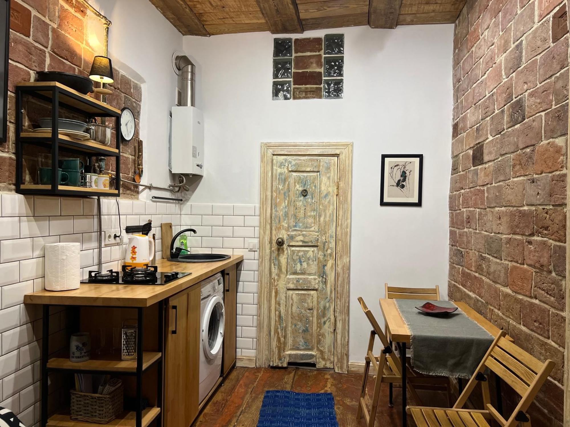Loft-Style Apt On Virmenska Str Lviv Exterior photo